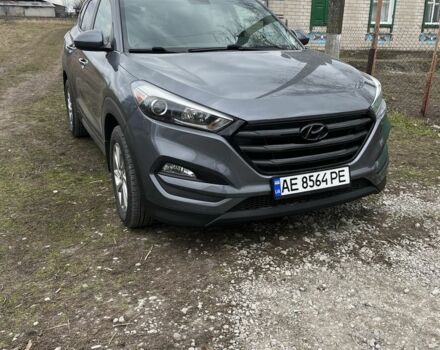 Серый Хендай Туксон, объемом двигателя 2 л и пробегом 86 тыс. км за 15600 $, фото 6 на Automoto.ua