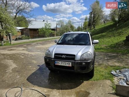 Хендай Туксон 2005 в Львове на Automoto.ua Серый Хендай Туксон, объемом двигателя 2 л и пробегом 273 тыс. км за 7500 $, фото 1 на Automoto.ua