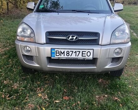 Сірий Хендай Туксон, об'ємом двигуна 2 л та пробігом 244 тис. км за 6900 $, фото 1 на Automoto.ua