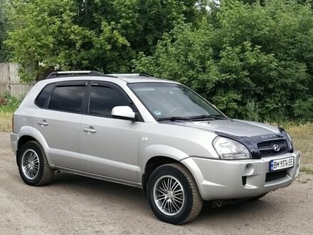 Сірий Хендай Туксон, об'ємом двигуна 2 л та пробігом 249 тис. км за 7500 $, фото 1 на Automoto.ua