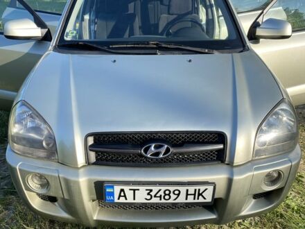Хендай Туксон 2006 в Косове на Automoto.ua Серый Хендай Туксон, объемом двигателя 2 л и пробегом 234 тыс. км за 6800 $, фото 1 на Automoto.ua