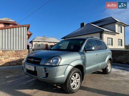 Сірий Хендай Туксон, об'ємом двигуна 1.98 л та пробігом 250 тис. км за 7250 $, фото 1 на Automoto.ua