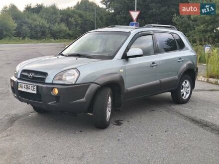 Хендай Туксон 2006 в Мене на Automoto.ua Серый Хендай Туксон, объемом двигателя 1.98 л и пробегом 260 тыс. км за 6800 $, фото 1 на Automoto.ua