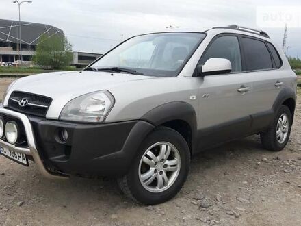 Хендай Туксон 2006 в Львове на Automoto.ua Серый Хендай Туксон, объемом двигателя 2 л и пробегом 261 тыс. км за 8390 $, фото 1 на Automoto.ua