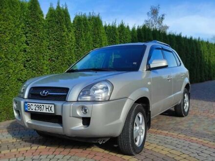 Сірий Хендай Туксон, об'ємом двигуна 1.98 л та пробігом 160 тис. км за 6900 $, фото 1 на Automoto.ua