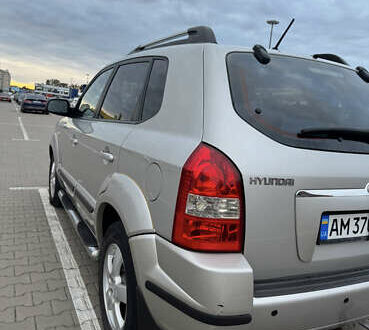 Хендай Туксон 2007 в Софіївська Борщагівка на Automoto.ua Серый Хендай Туксон, объемом двигателя 1.98 л и пробегом 240 тыс. км за 7600 $, фото 1 на Automoto.ua