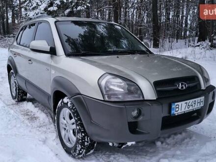 Сірий Хендай Туксон, об'ємом двигуна 2 л та пробігом 211 тис. км за 8200 $, фото 1 на Automoto.ua