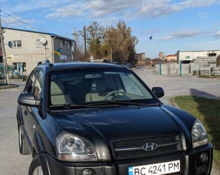 Хендай Туксон 2007 в Ивано-Франковске на Automoto.ua Серый Хендай Туксон, объемом двигателя 2 л и пробегом 260 тыс. км за 7950 $, фото 1 на Automoto.ua