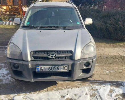 Сірий Хендай Туксон, об'ємом двигуна 1.98 л та пробігом 205 тис. км за 8000 $, фото 1 на Automoto.ua