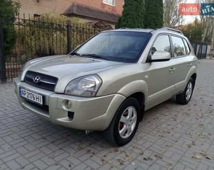 Хендай Туксон 2007 у Запоріжжя на Automoto.ua Сірий Хендай Туксон, об'ємом двигуна 1.98 л та пробігом 225 тис. км за 6999 $, фото 1 на Automoto.ua