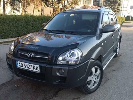 Хендай Туксон 2007 в Могилев-Подольском на Automoto.ua Серый Хендай Туксон, объемом двигателя 1.98 л и пробегом 296 тыс. км за 8100 $, фото 1 на Automoto.ua
