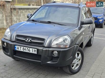 Хендай Туксон 2007 в Ивано-Франковске на Automoto.ua Серый Хендай Туксон, объемом двигателя 2 л и пробегом 151 тыс. км за 8750 $, фото 1 на Automoto.ua