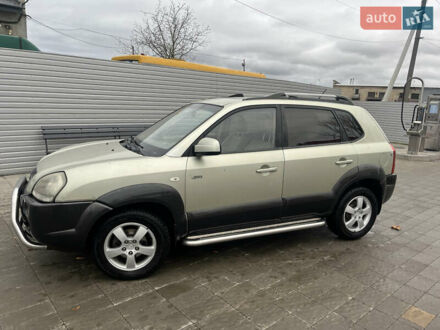 Сірий Хендай Туксон, об'ємом двигуна 1.98 л та пробігом 194 тис. км за 5500 $, фото 1 на Automoto.ua