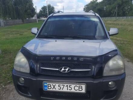 Хендай Туксон 2007 в Дунаевцах на Automoto.ua Серый Хендай Туксон, объемом двигателя 1.98 л и пробегом 210 тыс. км за 7300 $, фото 1 на Automoto.ua
