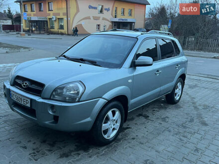 Хендай Туксон 2007 у Луцьку на Automoto.ua Сірий Хендай Туксон, об'ємом двигуна 1.99 л та пробігом 238 тис. км за 8199 $, фото 1 на Automoto.ua