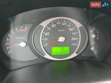 Сірий Хендай Туксон, об'ємом двигуна 1.98 л та пробігом 113 тис. км за 8500 $, фото 1 на Automoto.ua