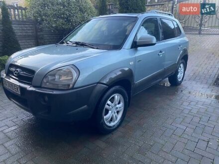 Хендай Туксон 2007 в Ивано-Франковске на Automoto.ua Серый Хендай Туксон, объемом двигателя 1.98 л и пробегом 290 тыс. км за 7300 $, фото 1 на Automoto.ua