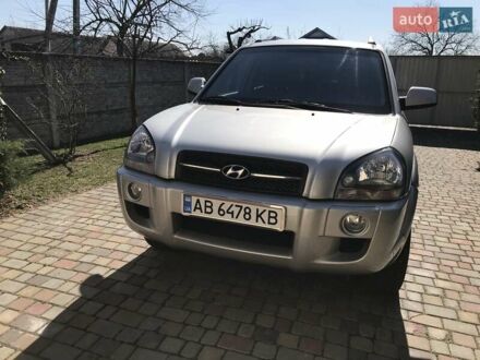 Хендай Туксон 2008 в Виннице на Automoto.ua Серый Хендай Туксон, объемом двигателя 1.98 л и пробегом 189 тыс. км за 8200 $, фото 1 на Automoto.ua