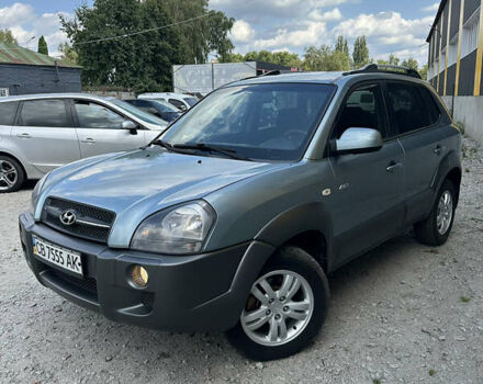 Сірий Хендай Туксон, об'ємом двигуна 1.98 л та пробігом 209 тис. км за 8400 $, фото 1 на Automoto.ua