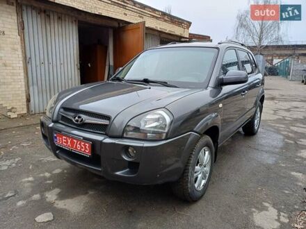 Хендай Туксон 2009 в Виннице на Automoto.ua Серый Хендай Туксон, объемом двигателя 2 л и пробегом 160 тыс. км за 7999 $, фото 1 на Automoto.ua