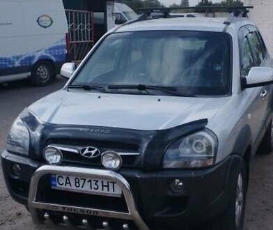 Хендай Туксон 2010 в Умани на Automoto.ua Серый Хендай Туксон, объемом двигателя 0 л и пробегом 128 тыс. км за 11000 $, фото 1 на Automoto.ua