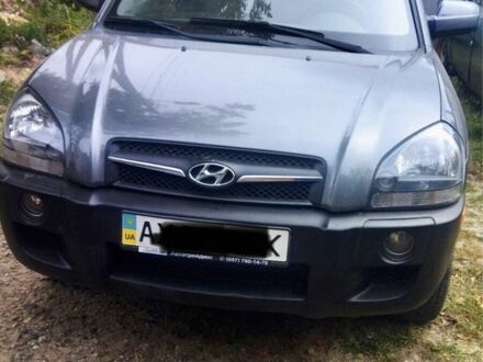 Хендай Туксон 2010 в Харькове на Automoto.ua Серый Хендай Туксон, объемом двигателя 2 л и пробегом 59 тыс. км за 10500 $, фото 1 на Automoto.ua