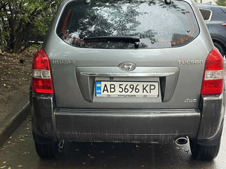 Хендай Туксон 2011 в Виннице на Automoto.ua Серый Хендай Туксон, объемом двигателя 1.98 л и пробегом 179 тыс. км за 9400 $, фото 1 на Automoto.ua