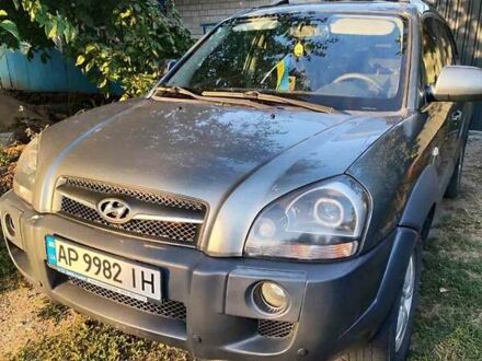 Хендай Туксон 2011 в Запорожье на Automoto.ua Серый Хендай Туксон, объемом двигателя 1.98 л и пробегом 195 тыс. км за 8800 $, фото 1 на Automoto.ua