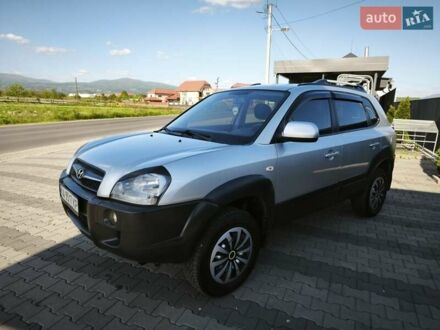 Хендай Туксон 2011 в Виннице на Automoto.ua Серый Хендай Туксон, объемом двигателя 1.98 л и пробегом 197 тыс. км за 10300 $, фото 1 на Automoto.ua
