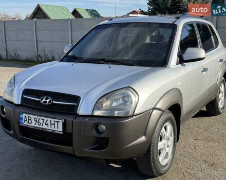 Сірий Хендай Туксон, об'ємом двигуна 2 л та пробігом 192 тис. км за 7799 $, фото 1 на Automoto.ua