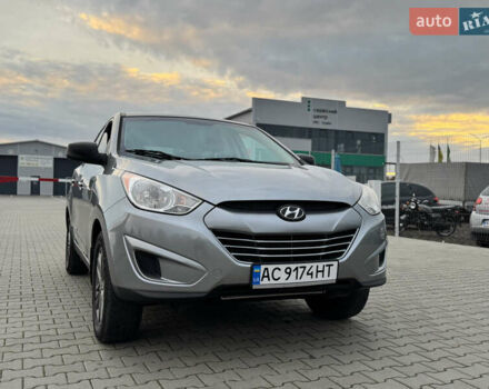 Хендай Туксон 2011 в Нововолынск на Automoto.ua Серый Хендай Туксон, объемом двигателя 2 л и пробегом 228 тыс. км за 10800 $, фото 1 на Automoto.ua