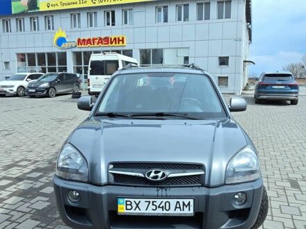 Хендай Туксон 2011 в Хмельницком на Automoto.ua Серый Хендай Туксон, объемом двигателя 2 л и пробегом 204 тыс. км за 7888 $, фото 1 на Automoto.ua