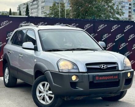 Хендай Туксон 2012 у Сумах на Automoto.ua Сірий Хендай Туксон, об'ємом двигуна 1.98 л та пробігом 210 тис. км за 9600 $, фото 1 на Automoto.ua