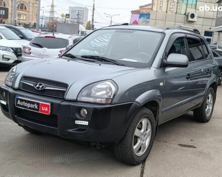 Сірий Хендай Туксон, об'ємом двигуна 2 л та пробігом 148 тис. км за 10390 $, фото 1 на Automoto.ua