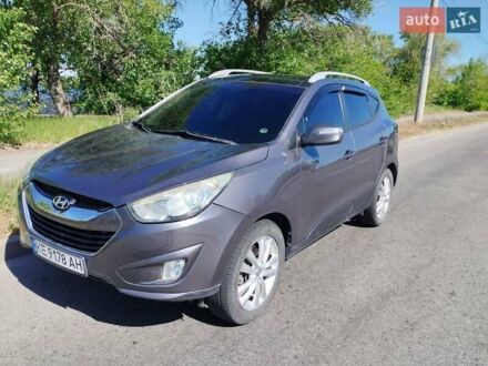 Хендай Туксон 2012 у Дніпро (Дніпропетровську) на Automoto.ua Сірий Хендай Туксон, об'ємом двигуна 2 л та пробігом 129 тис. км за 12000 $, фото 1 на Automoto.ua