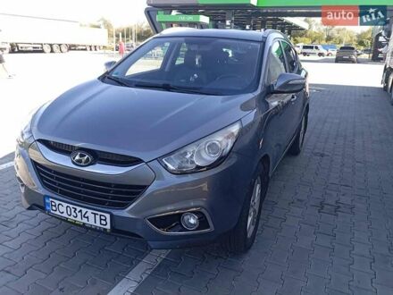 Серый Хендай Туксон, объемом двигателя 1.7 л и пробегом 279 тыс. км за 11400 $, фото 1 на Automoto.ua