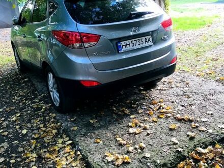 Серый Хендай Туксон, объемом двигателя 2 л и пробегом 0 тыс. км за 13000 $, фото 1 на Automoto.ua