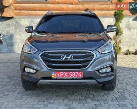 Сірий Хендай Туксон, об'ємом двигуна 2 л та пробігом 178 тис. км за 14000 $, фото 1 на Automoto.ua
