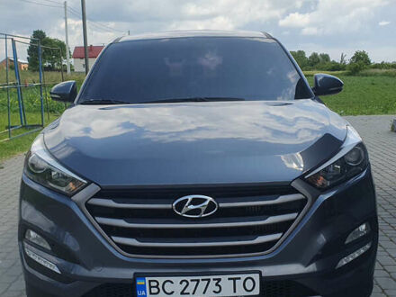 Хендай Туксон 2015 у Львові на Automoto.ua Сірий Хендай Туксон, об'ємом двигуна 2 л та пробігом 192 тис. км за 19250 $, фото 1 на Automoto.ua
