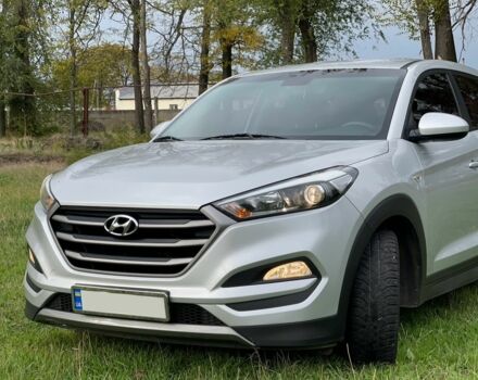 Хендай Туксон 2015 в Кривом Роге на Automoto.ua Серый Хендай Туксон, объемом двигателя 2 л и пробегом 270 тыс. км за 18000 $, фото 1 на Automoto.ua