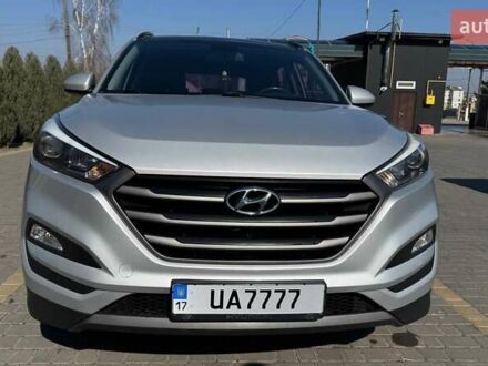 Хендай Туксон 2015 в Мироновке на Automoto.ua Серый Хендай Туксон, объемом двигателя 2 л и пробегом 210 тыс. км за 16519 $, фото 1 на Automoto.ua