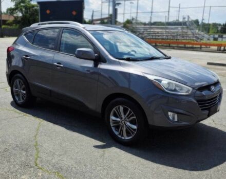 Серый Хендай Туксон, объемом двигателя 2.4 л и пробегом 71 тыс. км за 13000 $, фото 1 на Automoto.ua