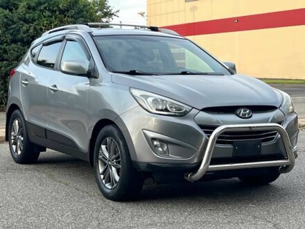 Сірий Хендай Туксон, об'ємом двигуна 2.4 л та пробігом 72 тис. км за 3000 $, фото 1 на Automoto.ua