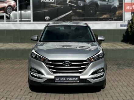 Хендай Туксон 2016 в Черновцах на Automoto.ua Серый Хендай Туксон, объемом двигателя 2 л и пробегом 101 тыс. км за 16810 $, фото 1 на Automoto.ua