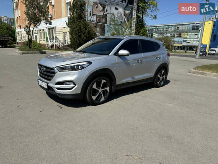 Хендай Туксон 2016 в Харькове на Automoto.ua Серый Хендай Туксон, объемом двигателя 2 л и пробегом 119 тыс. км за 19200 $, фото 1 на Automoto.ua