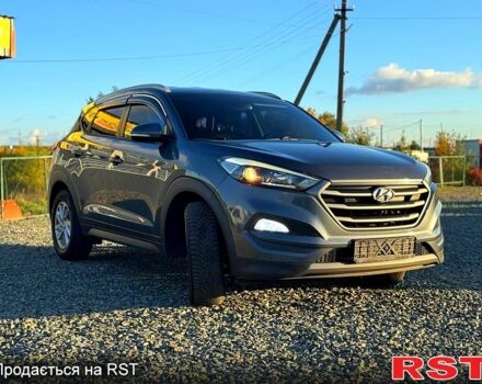 Серый Хендай Туксон, объемом двигателя 1.7 л и пробегом 165 тыс. км за 19100 $, фото 1 на Automoto.ua