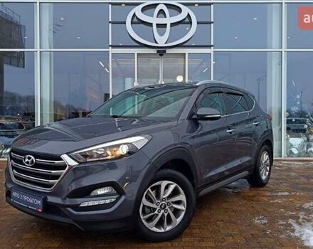 Серый Хендай Туксон, объемом двигателя 2 л и пробегом 105 тыс. км за 17004 $, фото 1 на Automoto.ua