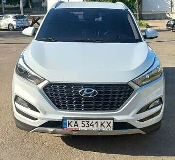 Хендай Туксон 2016 в Киеве на Automoto.ua Серый Хендай Туксон, объемом двигателя 1.69 л и пробегом 82 тыс. км за 19500 $, фото 1 на Automoto.ua