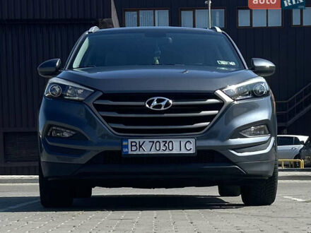 Хендай Туксон 2016 в Черкассах на Automoto.ua Серый Хендай Туксон, объемом двигателя 2 л и пробегом 53 тыс. км за 16000 $, фото 1 на Automoto.ua
