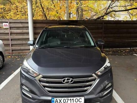 Серый Хендай Туксон, объемом двигателя 2 л и пробегом 134 тыс. км за 20500 $, фото 1 на Automoto.ua